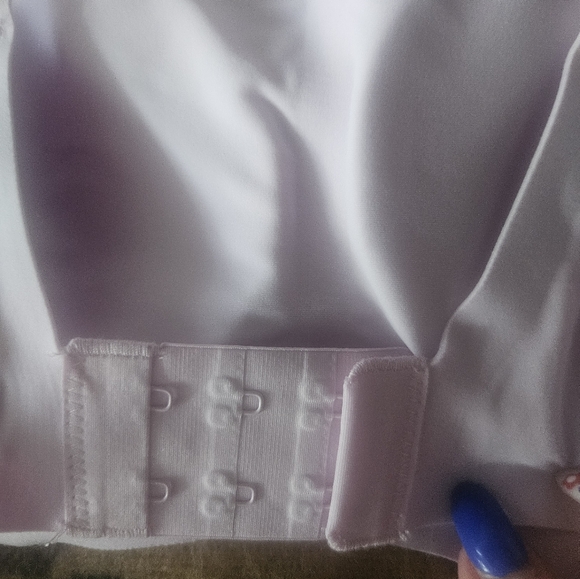 NWT SKIMS BRA SIZE MEDIUM LAVENDAR PINK COLORSTORY - Picture 7 of 8